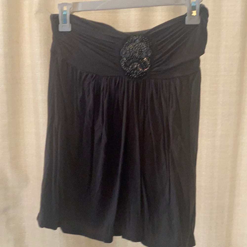 Strapless tube top